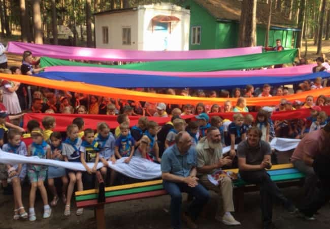 РАЗНОЦВЕТНЫЕ РЕКИ «РОМАНТИКИ»