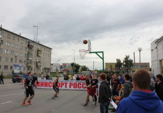 26-27 октября в г.Куртамыш состоялись зональные соревнования по стритболу