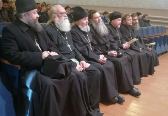 Межмуниципальные Рождественские образовательные чтения «Великая Победа: наследие и наследники»