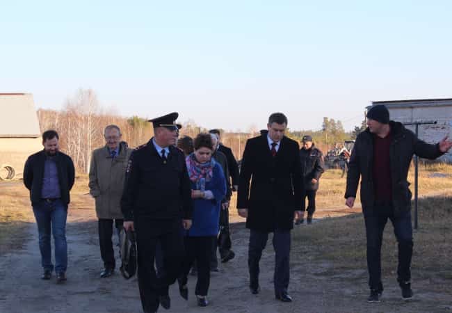 Начальник УМВД России по Курганской области О.В. Ильиных совместно с начальником ОМВД России по Кетовскому району Д.С. Пьянниковым, членами регионального Общественного совета посетили реабилитационный центр для наркозависимых