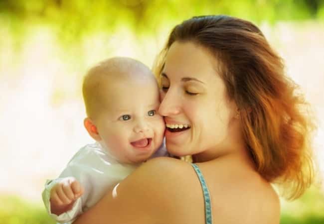 Назначение и осуществление ежемесячной выплаты в связи с рождением (усыновлением) первого ребенка