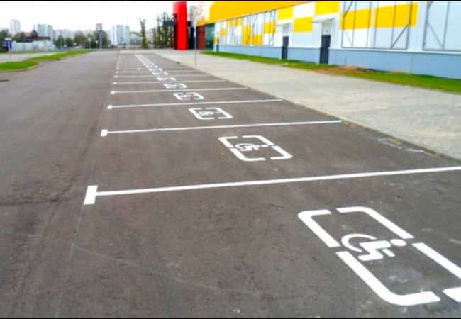 Бесплатная парковка для людей с ограниченными возможностями