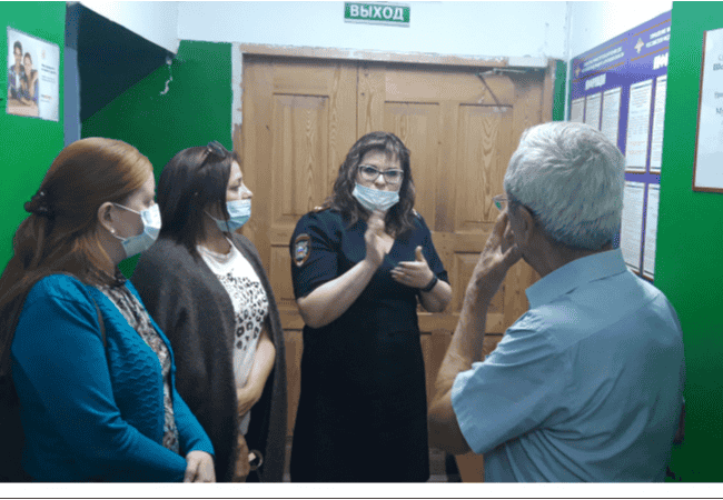 Представители общественного совета при ОМВД России по Кетовскому району провели плановое заседание и посетили отдел по вопросам миграции