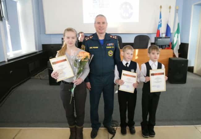 7 декабря в Главном управлении МЧС России по Курганской области состоялось торжественное мероприятие, посвященное Году добровольца (волонтера) в России.