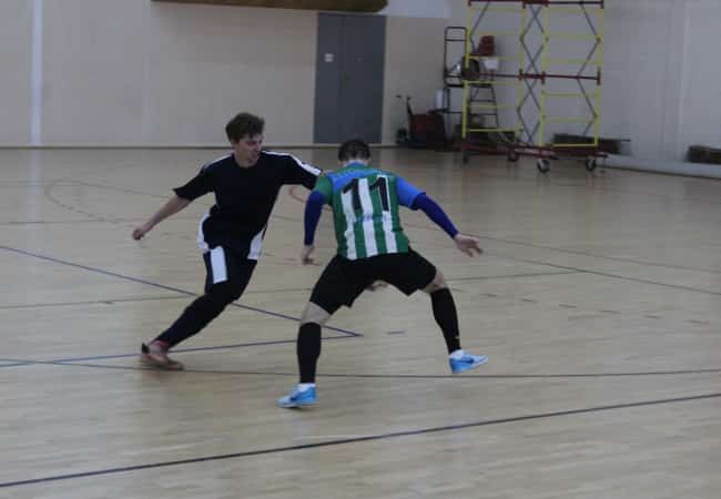 Финальные соревнования по мини-футболу.