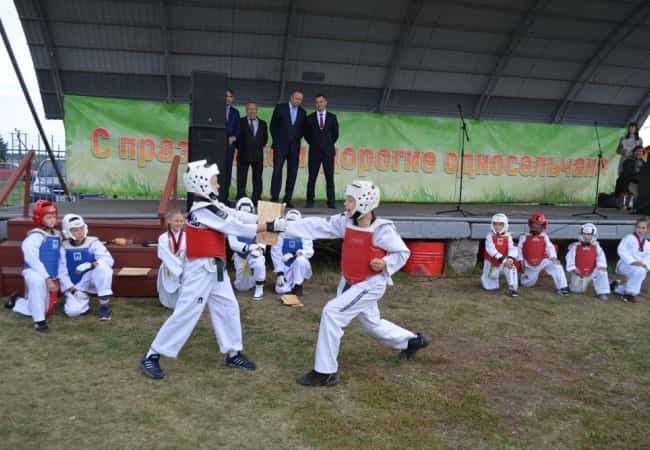 День здоровья на новом корте