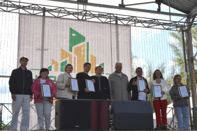 В День города в Кургане наградили победителей городского конкурса «Родная улица моя»