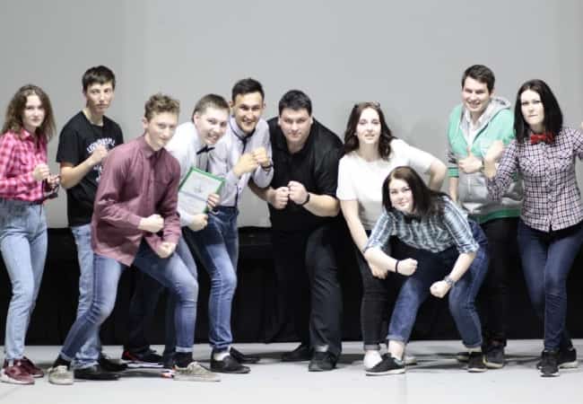 Уже через неделю, 24 апреля, в Кетово состоится финал Областного чемпионата сельских команд КВН «Веселый гусь — 2019». Его участниками станут четыре команды – победители отборочных туров.