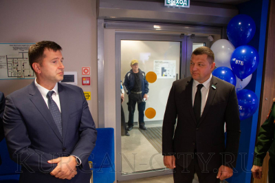 Глава города Антон Науменко принял участие в открытии нового офиса банка ВТБ