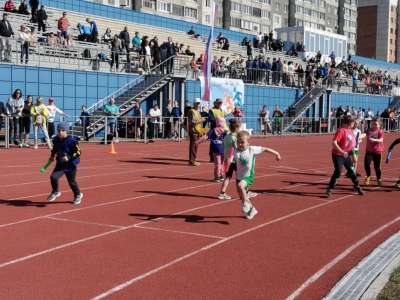 В Кургане состоялась областная легкоатлетическая эстафета, посвященная 78-й годовщине Победы в Великой Отечественной войне