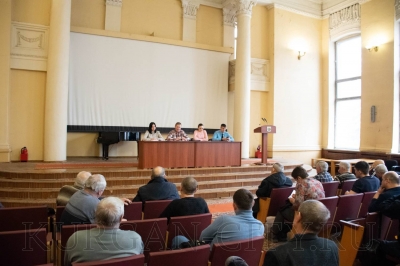 В Администрации города состоялась встреча с председателями гаражно-строительных кооперативов