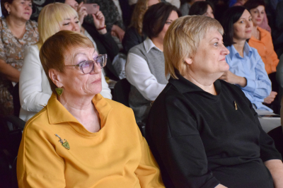 Общественная палата поздравила педагогические династии города