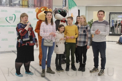«Команда супергероев». В Кургане стартовал двенадцатый городской фестиваль молодых семей