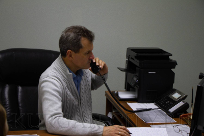 В департаменте ЖКХ продолжает работу горячая линия по запуску тепла