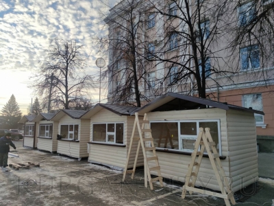На центральной площади откроется новогодняя выставка-продажа