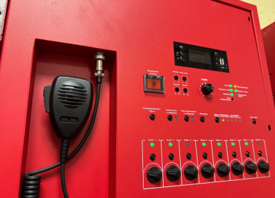 Вместо звонков — музыка. В школе № 5 работает школьное радио