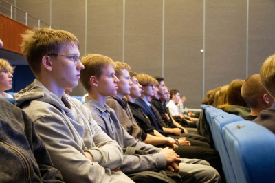 Есть такая профессия - Родину защищать!