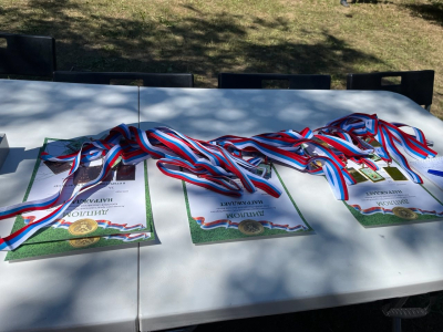 Мальчишки ТОСов всё лето не просто играют в футбол, а борются за переходящий Кубок