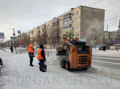 Улицы и дороги Кургана ежедневно приводят в порядок