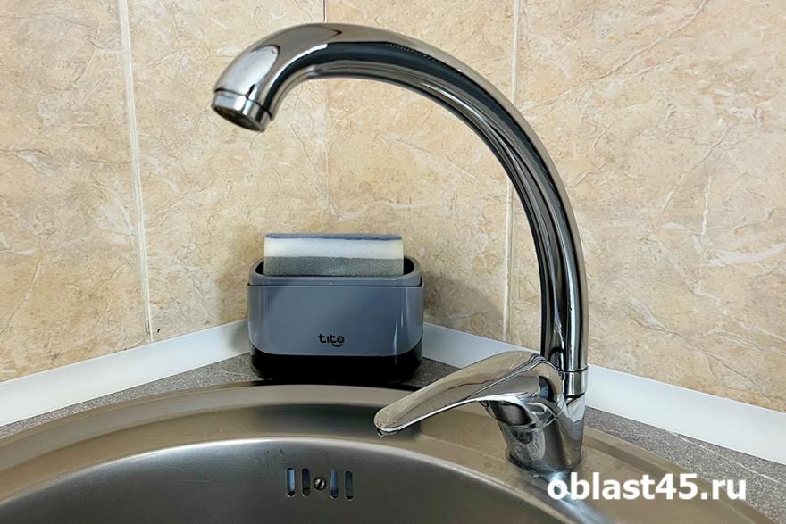 Жители Заозёрного в Кургане остались без воды из-за аварии на сетях