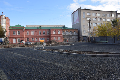 Развиваем город комплексно. В Кургане продолжают благоустраивать общественные территории