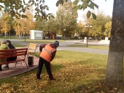 Дирекция парков и скверов приводит в порядок места отдыха курганцев