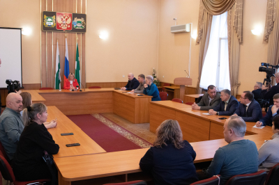 На повестке дня - противопожарные мероприятия и вывоз снега с придомовых территорий