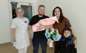 Из родильного отделения в Каргаполье выписали первого малыша