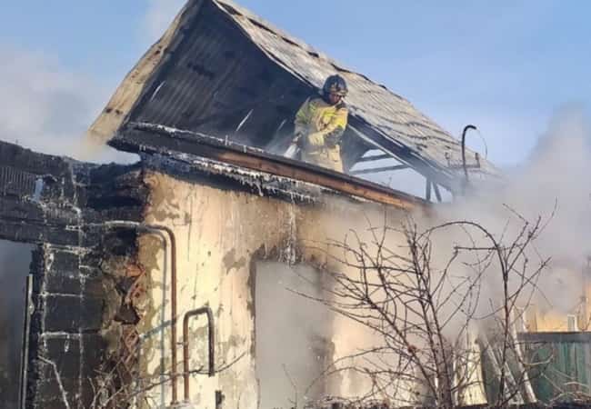 Сегодня на территории района произошел пожар в двухквартирном жилом доме в с. Кропани.