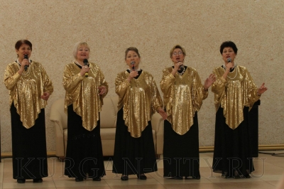 Курганцев «серебряного» возраста поздравили с крещенским сочельником