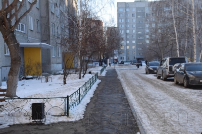 Департамент ЖКХ продолжает следить за чистотой курганских дворов