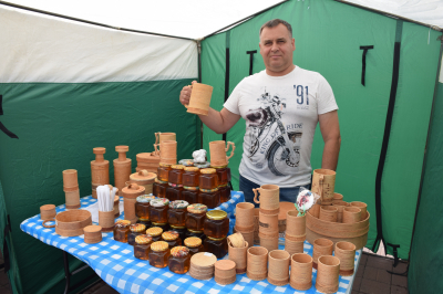 Пришёл праздник под названием спас, который гостинцы курганцам припас