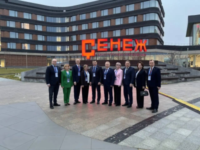 Глава города Кургана Антон Науменко участвует в форуме-выставке муниципальных практик «Большие решения малой Родины»