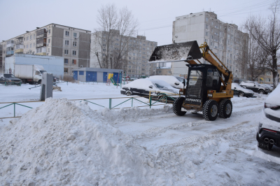 С контролем за уборкой дворов и улично-дорожной сети