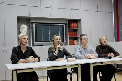 Круглый стол «Россия и Донбасс: прошлое и настоящее»