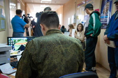 В Курганской области увеличены выплаты гражданам, поступающим на военную службу по контракту