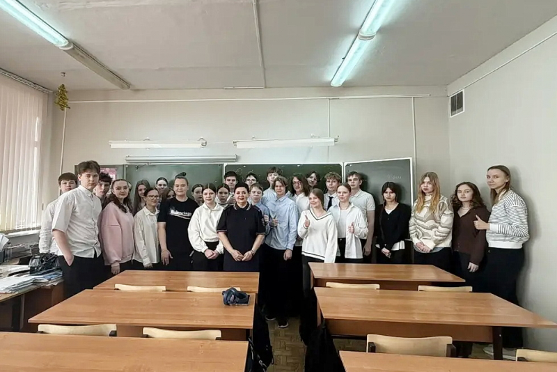 Представители кадровой службы зауральской полиции продолжают профориентационные мероприятия с учащимися учебных заведений региона