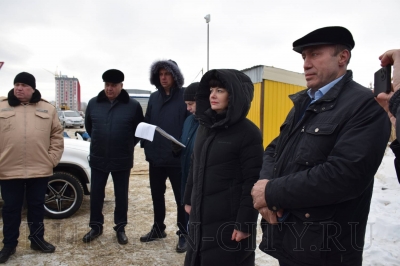 В жилом массиве Заозерный строятся две новые автодороги