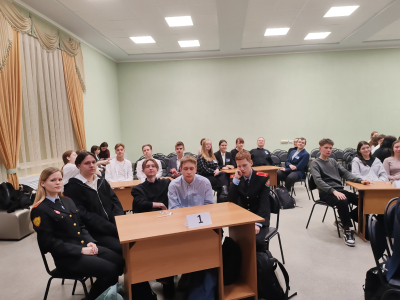 Школьники инженерных классов проверили свои знания в интеллектуальном турнире