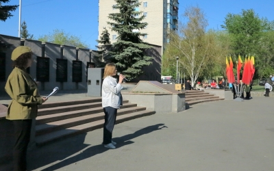 Курганцев продолжают поздравлять с Днем Победы