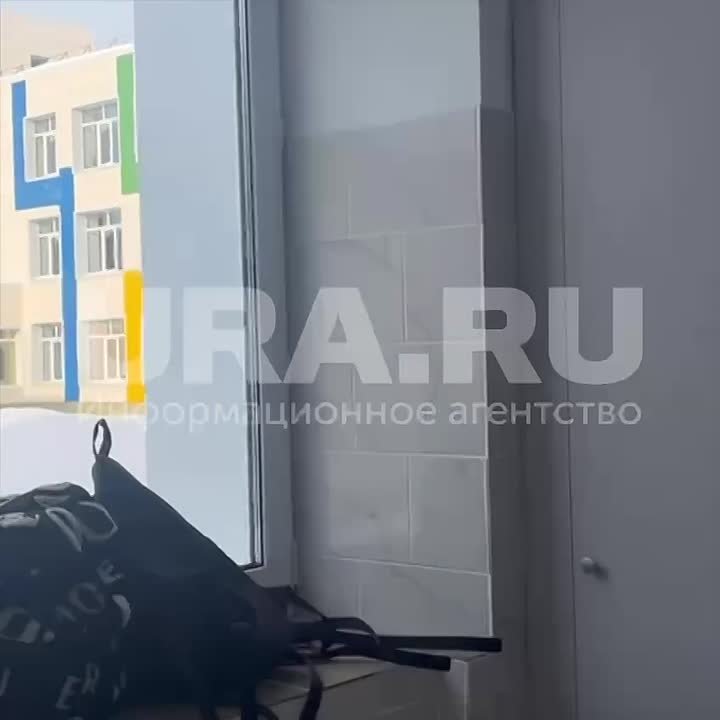 Скандал с видеокамерой в женском школьном туалете