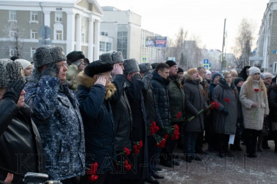 В Кургане состоялась торжественная церемония, посвященная Дню Героев Отечества