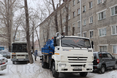 В доме № 11а по проспекту Машиностроителей приступили к ремонтам коммуникаций