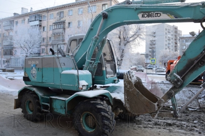 В предпраздничные дни на улице К. Мяготина продолжаются ремонтные работы