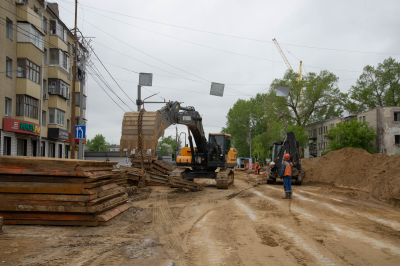 В связи с ремонтом коллектора на перекрёстке Дзержинского-Машиностроителей временно будет ограничено движение