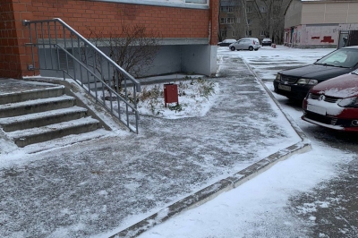 Своевременная уборка курганских дворов от снега и наледи – на контроле городской администрации