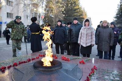 Глава города Елена Ситникова приняла участие в памятном мероприятии, посвященном Дню неизвестного солдата