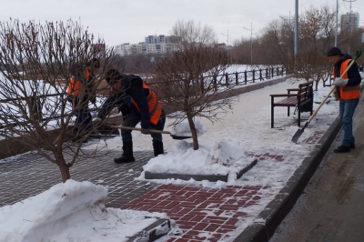 Дирекция парков и скверов заботится о любимых местах отдыха курганцев