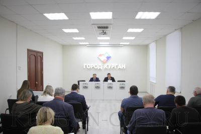 Глава города Кургана Антон Науменко провёл очередное заседание штаба по транспорту