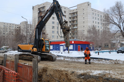 В Кургане, на улице Дзержинского, меняют изношенные коммунальные сети